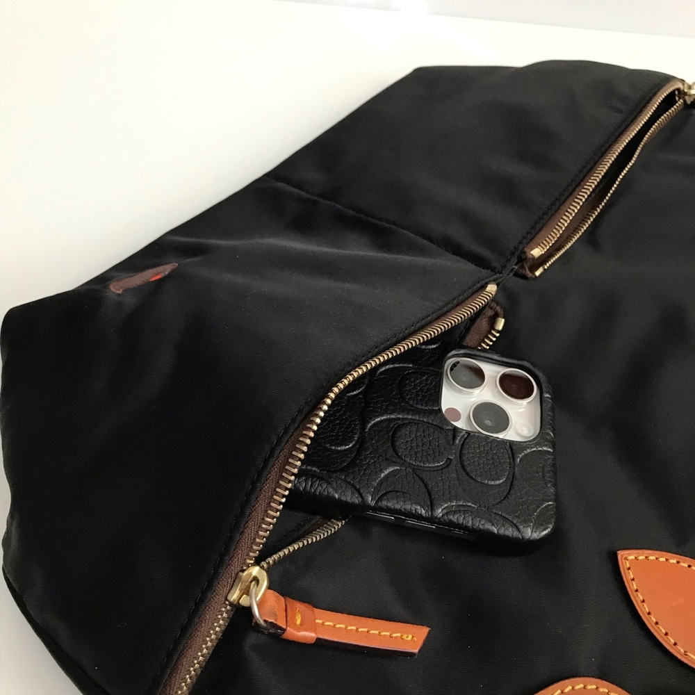 Dooney & Bourke Black and Tan Women Bag - Picture 12 of 16